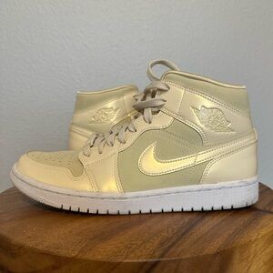 Nike Air Jordan Mid in Cream and Gold